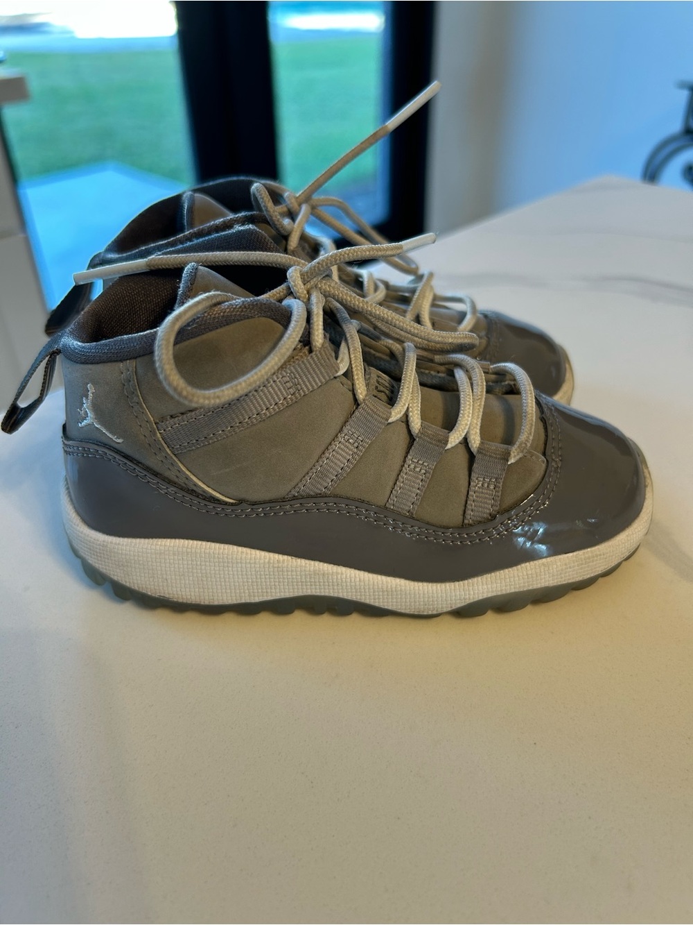 Jordan 11 Cool Gray Kids/Baby Sz 8 Patent-Trim High-Top Sneakers
